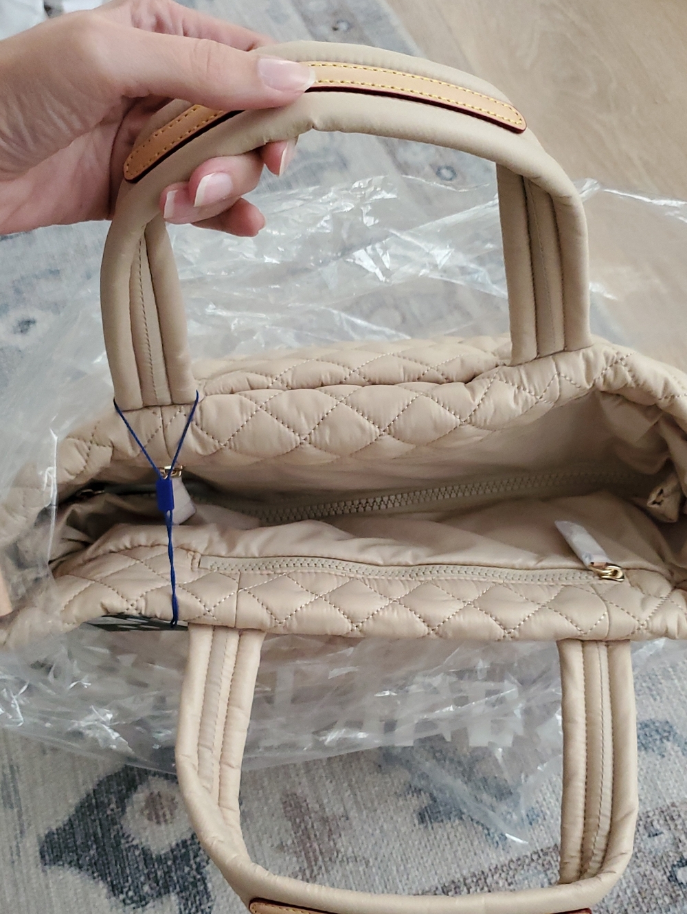 NWT MZ Wallace Neutral Quilted Small Metro Tote Deluxe Bag Zip Tote Buff - Picture 6 of 12